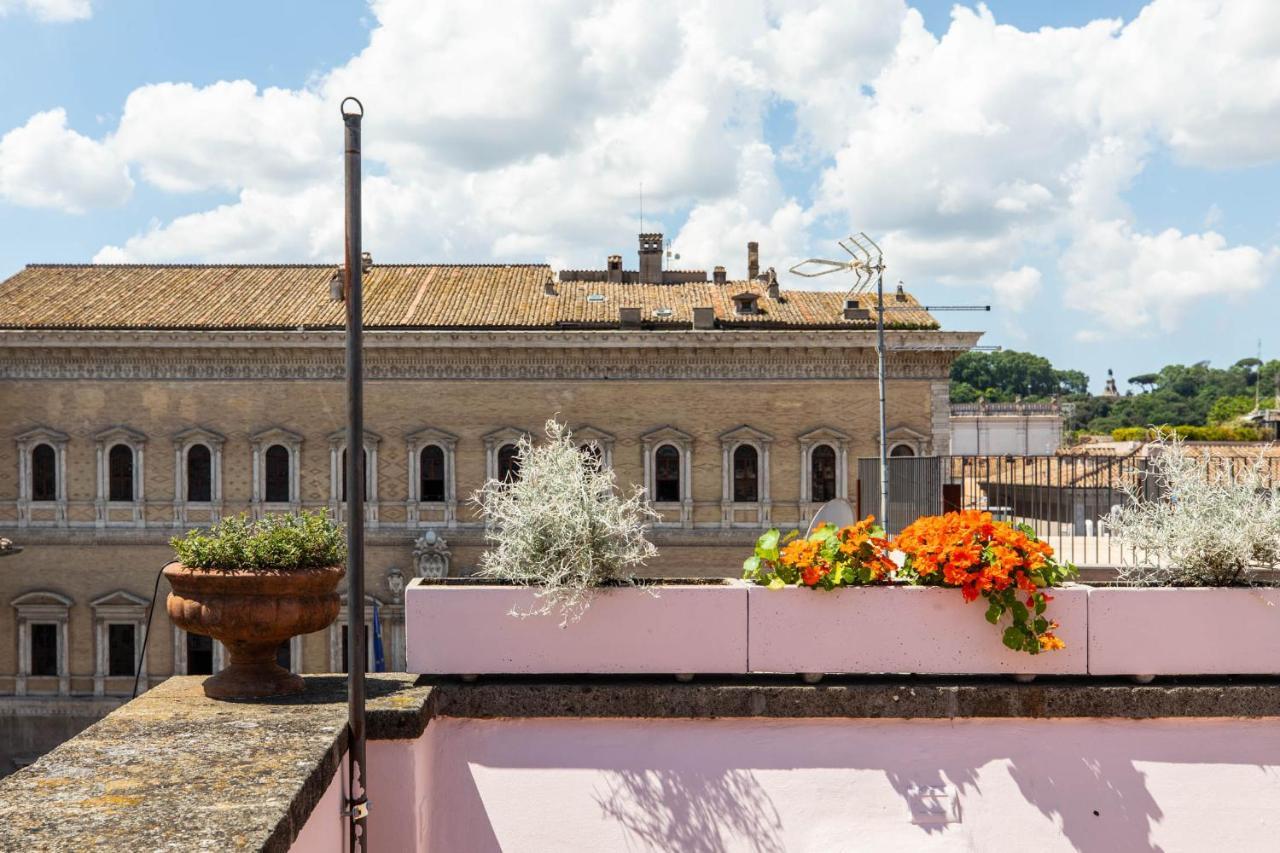 Iflat Penthouse In Campo De' Fiori Lägenhet Rom