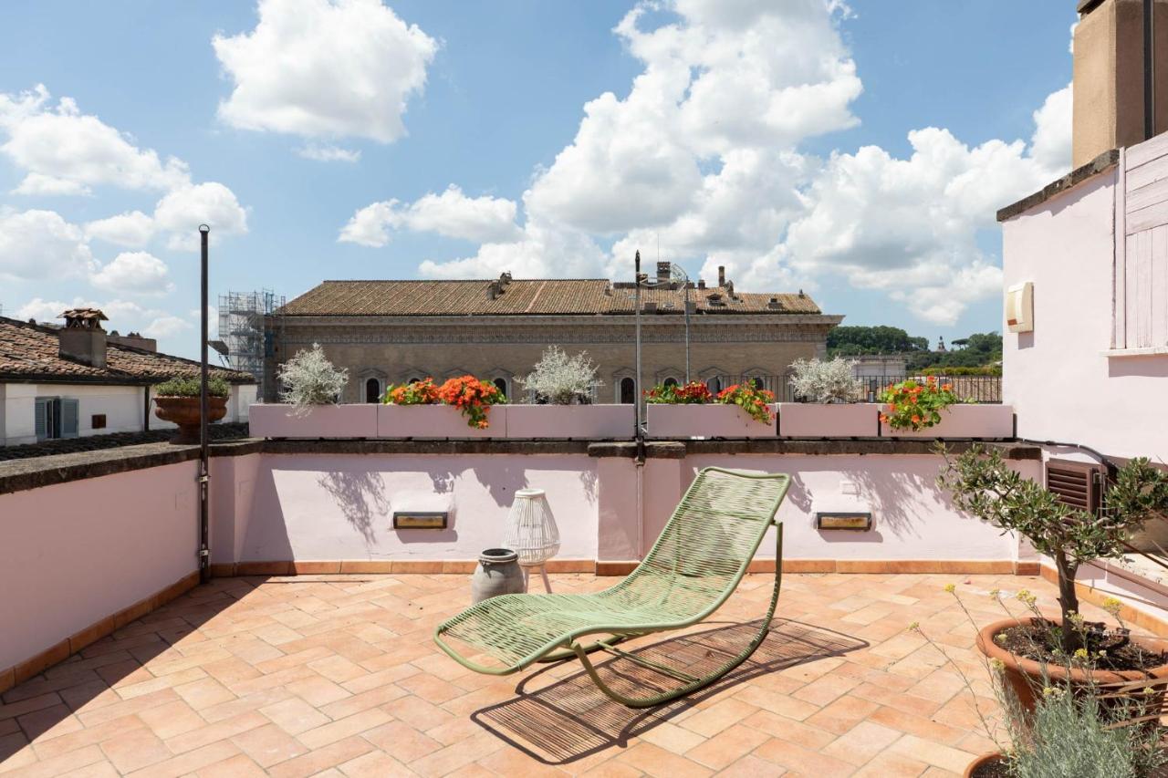 Lägenhet Iflat Penthouse In Campo De' Fiori Rom